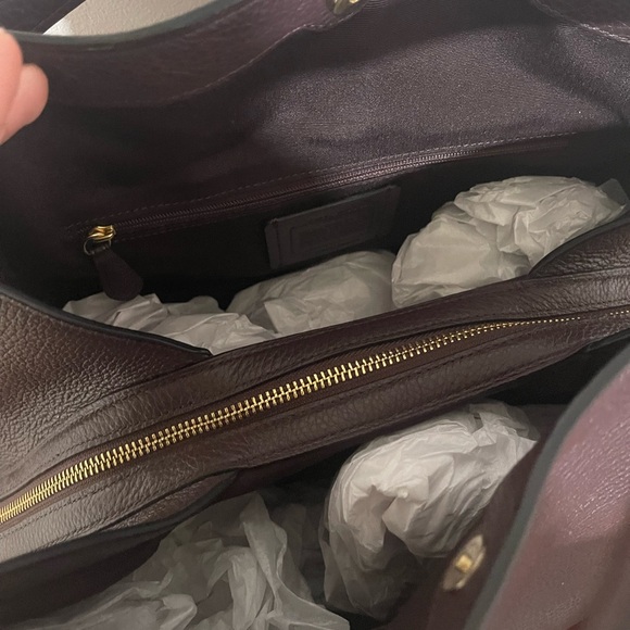 New Coach Hallie Shoulder Bag Dark Purple Soft Pebble Leather - Picture 2 of 3